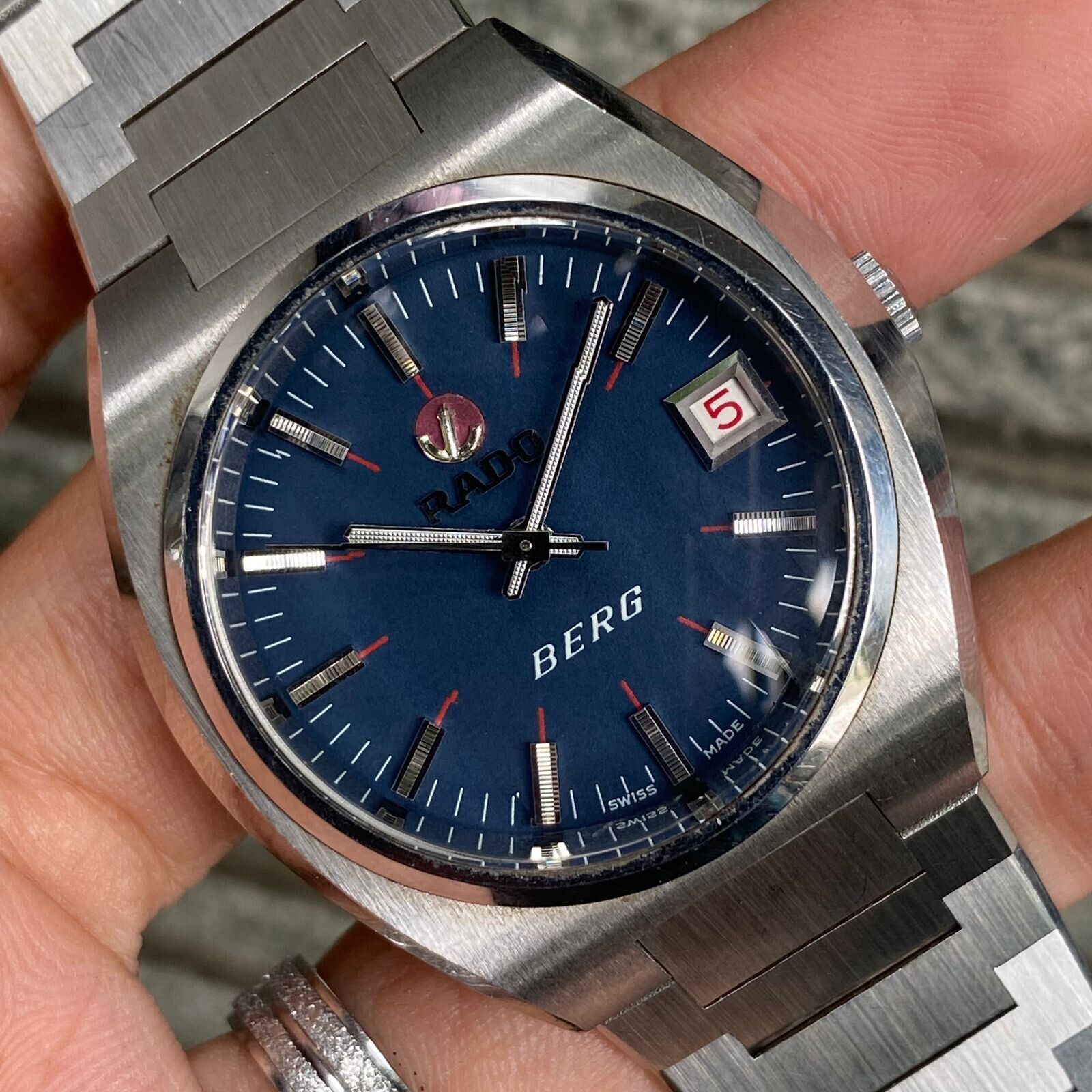 Rare Rado Berg Blue Dial Automatic Cut Glass Swiss Vintage Men's Watch