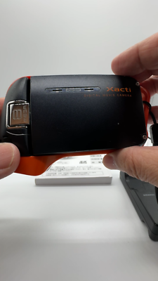 ビデオカメラ SANYO Xacti DMX-CA8 Amazon | SANYO 防水デジタルムービーカメラ Xacti (ザクティ