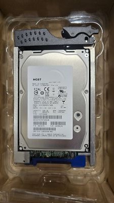 DELL HGST HUS156060VLF400 600GB 15K Fibre Channel 3.5'' Hard Drive W/Tray 0B24478