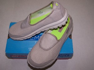 skechers resalyte women's