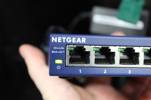 NETGEAR ProSafe 5-Port 10/100 Ethernet Unmanaged Switch (GS105NA) W/ PSU - Picture 15 of 15