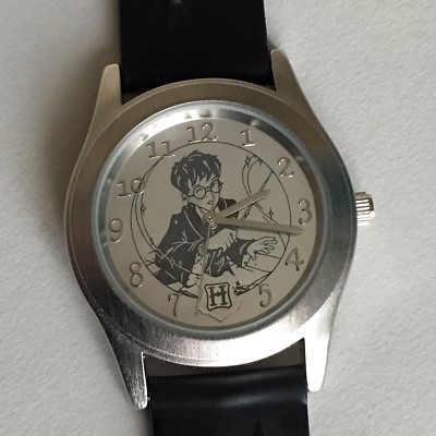 Harry Potter Wrist Watch Black Lightning Bolt Band Avon circa