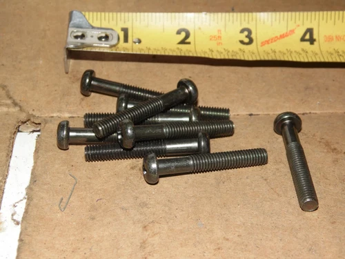 SCREW (6x40)