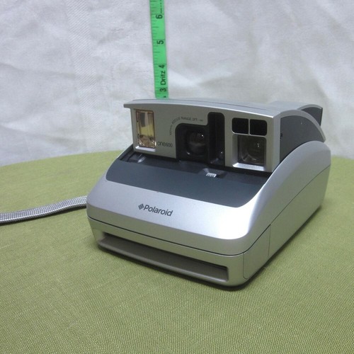 POLAROID Spectra Camera w/ instruction manual 1986 no film included