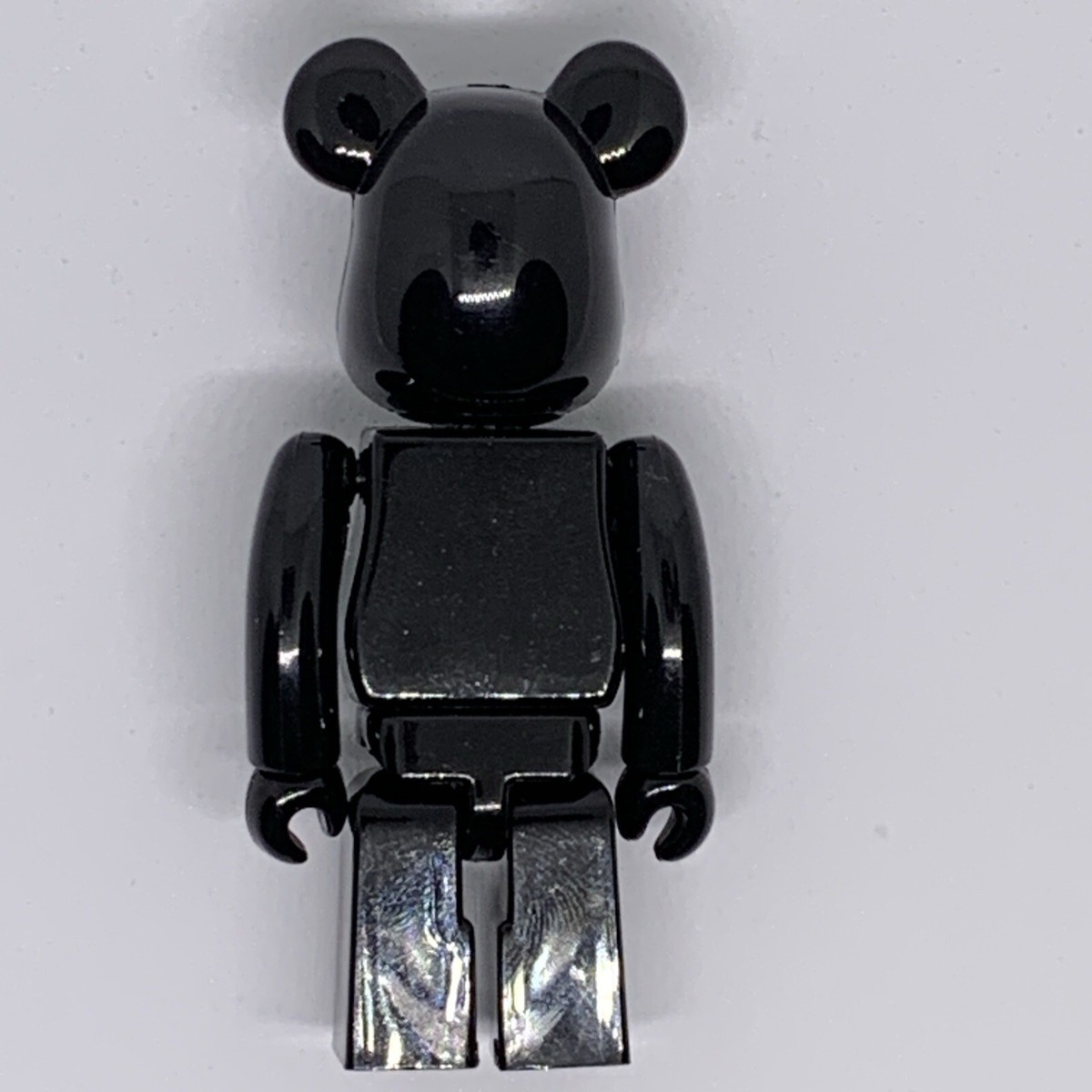 genbei BE@RBRICK 100% シルバー ブラック 2体セット genbei BE@RBRICK 100% シルバー ブラック 2体セット genbei BE