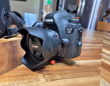 canon 6d mark I + 50MM 1.8stm prime lens bund...