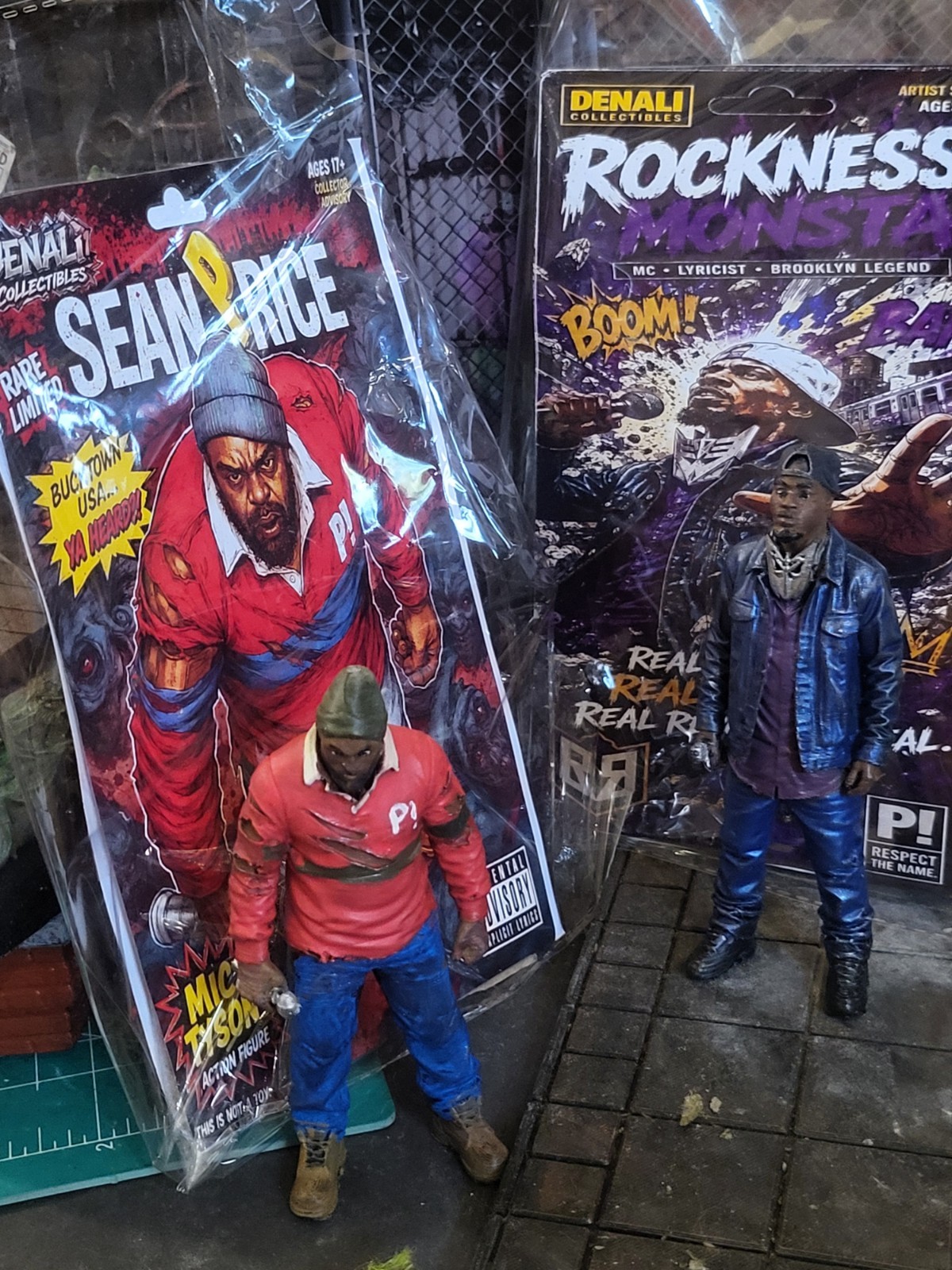 RARE LIMITED SEAN PRICE  & ROCKNESS MONSTA ACTION FIGURE COLLECTIBLE