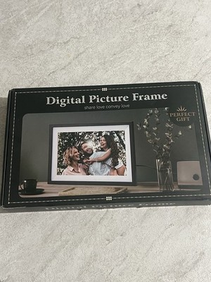 NEW 10.1'' Digital Smart Picture Frame with WiFi, HD IPS Screen, 16GB Storage