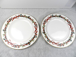 Holly Ribbons Royal Worcester | eBay