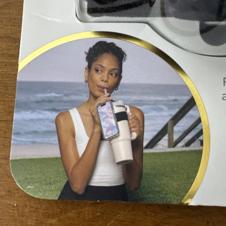 Soporte magnético para teléfono Case Mate para vasos y botellas de agua Foto 2 de 3