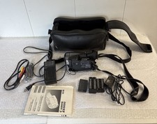 Canon ES5000 8MM Video Camera Camcorder Batteries/Charger/Cords/Bag Etc Untested