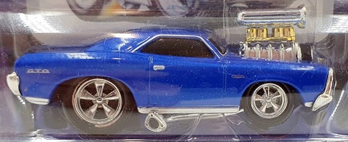 Muscle Machines 1/64 Scale Diecast 71151 03-26 - 1966 Pontiac GTO - Blue - Picture 2 of 5