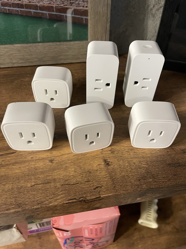 4 Innr Zigbee Smart Plugs And 2 Amazon Smarts Plugs- All Work Perfectly
