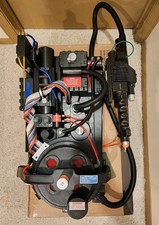 Hasbro  1984 Proton Pack And  Neutrona Wand  Sealed New In Box