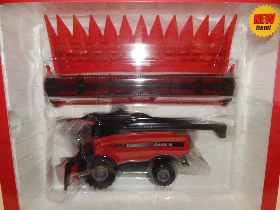 ERTL CASE IH AFX8010 COMBINE HARVESTER RED 14290 BNIB 1:32 SCARCE - Image 2 of 4