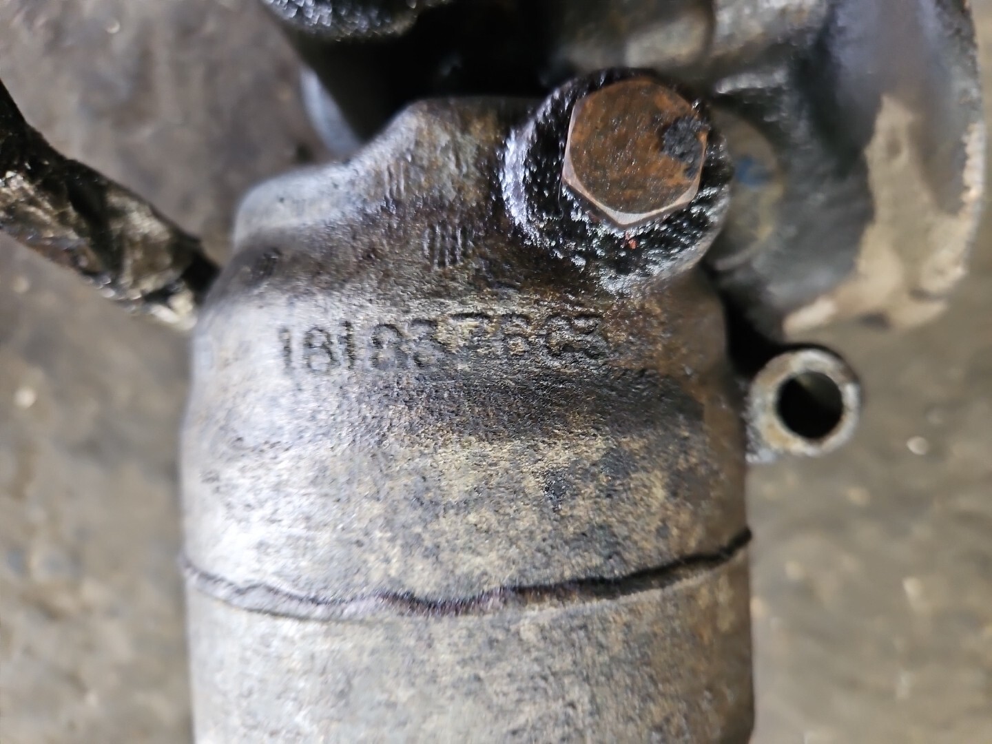Ford Van Powerstroke International T444e Engine Oil Cooler 