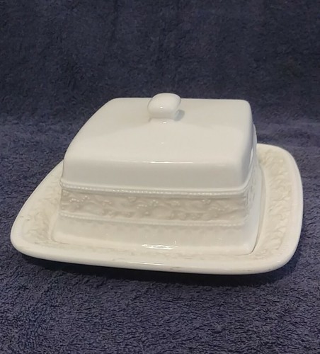 Lourdes Signatures Housewares Incorporated Square Covered Butter Dish - Picture 4 of 12