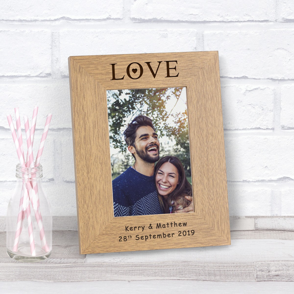 Unque Wooden Love Frame - Thoughtful Valentne Gft For Couples - Handmade Romantc Artwork