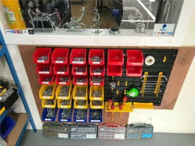 2.650 STÜCK M4 M5 M6 & M8 MUTTER + SCHRAUBE + WASCHMASCHINE WERKSTATT SORTIMENT NACHFÜLLUNG