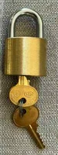 New  Wilson Bohannan WB Padlock Brass Lock Heavy Duty w/ 2 KEYS