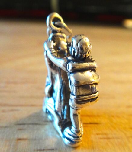 Dije de escalador de montaña de roca pesada grande de plata de ley 3D 23x5 mm 6,5 g - Imagen 3 de 10