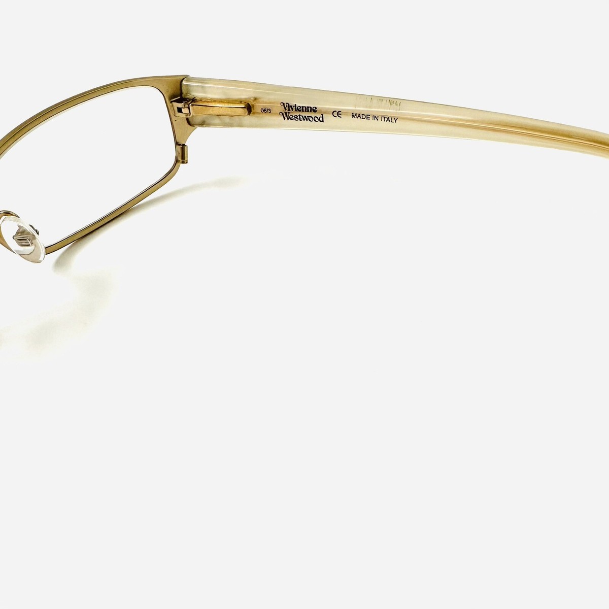 Vivienne Westwood ゴールドサングラス Hardware Orb Oval Sunglasses in GOLD | Vivienne Westwood®