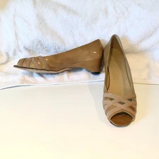 Stuart Weitzman Heels Wedge Peep Toe Tan Patent Leather (9.5 N)