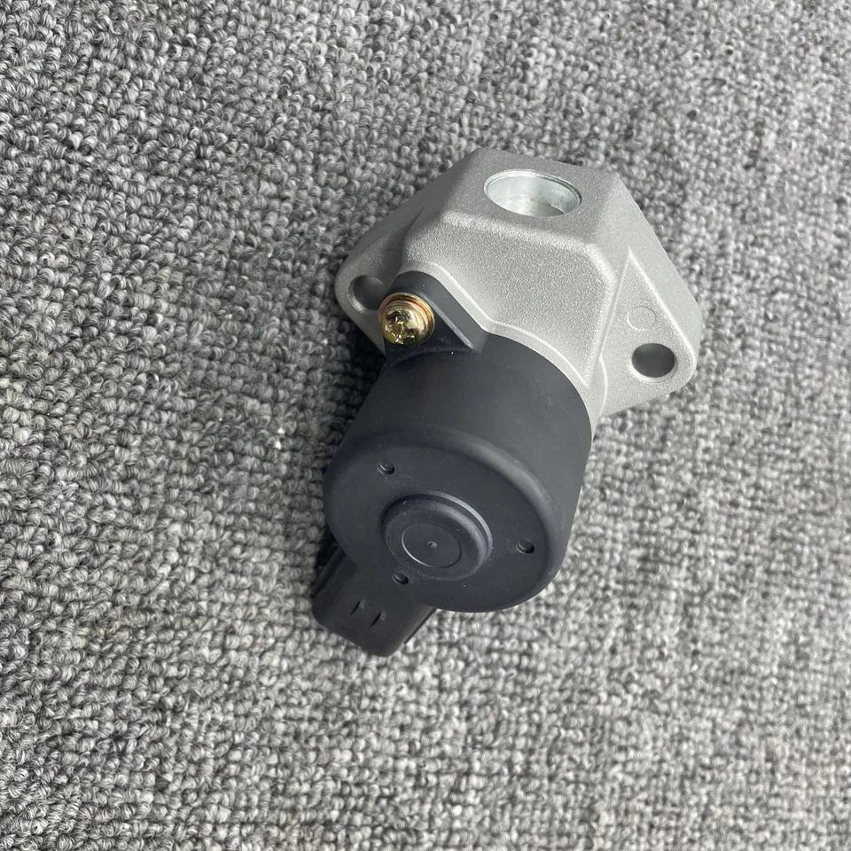 18137-67D00  Idle Air Control Valve For Suzuki Chevrolet Tracker Grand Vitara Foto 4 de 4