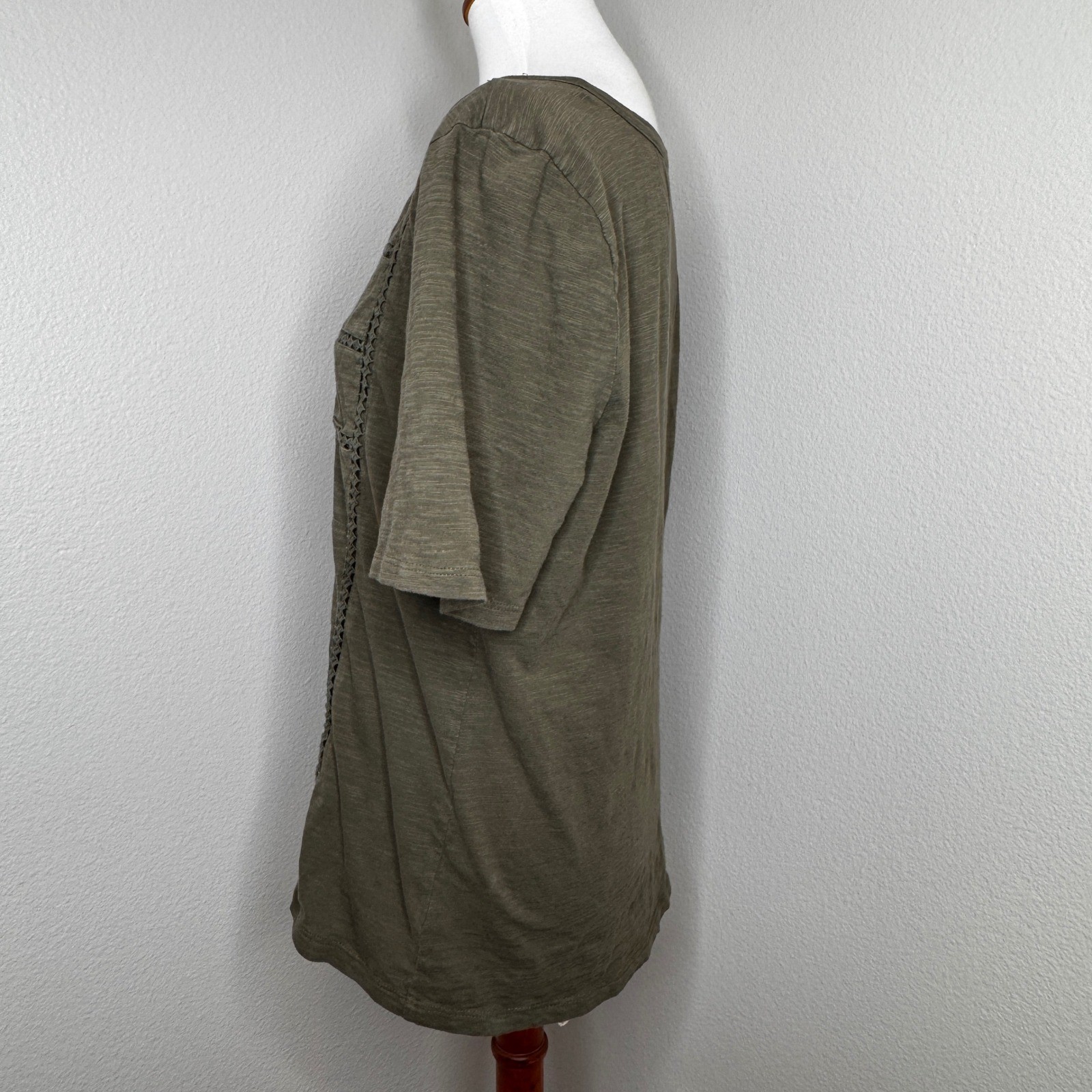 TALBOTS Womens T-Shirt LARGE Olive Green Cotton Window Pane Design Minimalist