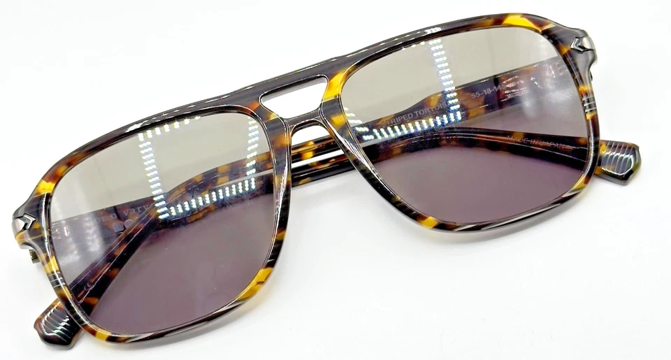 NUEVO Gafas de sol John Varvatos SJV553 gafas de sol a rayas marco tortuga lentes grises Foto 3 de 4