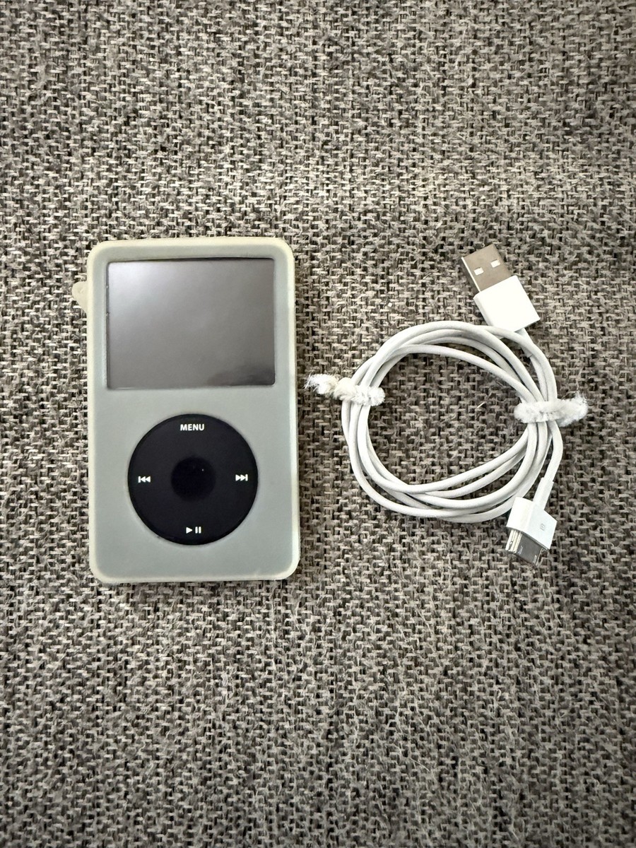 iPod Classic 120gb Black. Apple 30-pin To Sub Cable. Tested/reset