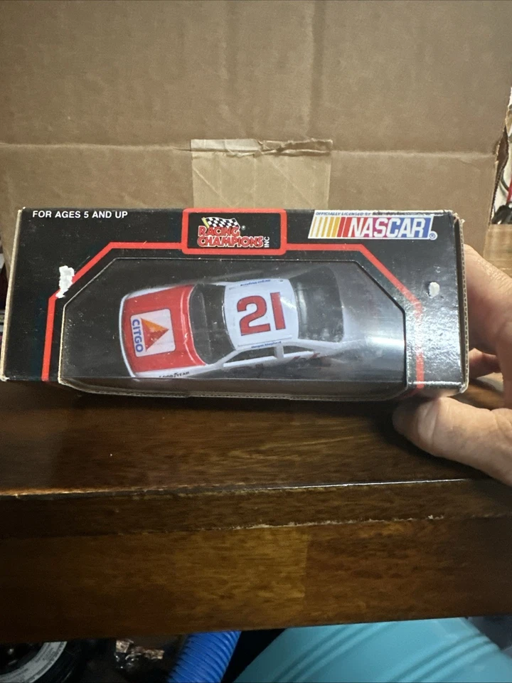 Ford #21 CITGO Morgan Sheperd 1992 Racing Champions NASCAR 1:43 Foto 2 de 4