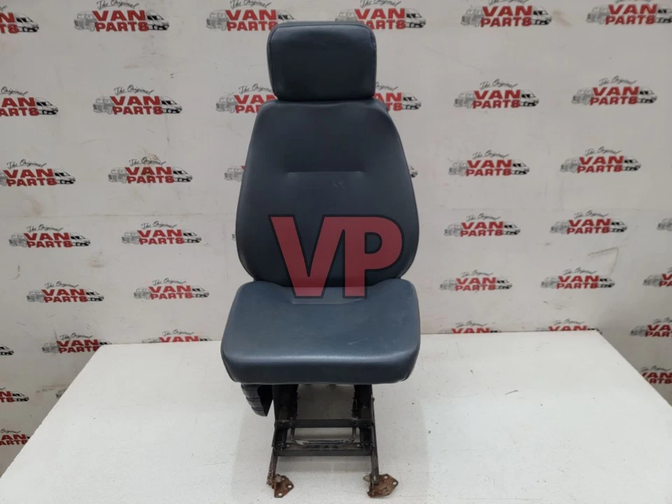 LDV Convoy - Vinyl Single Drivers Right Seat - 13k Miles! - Image 4 of 4