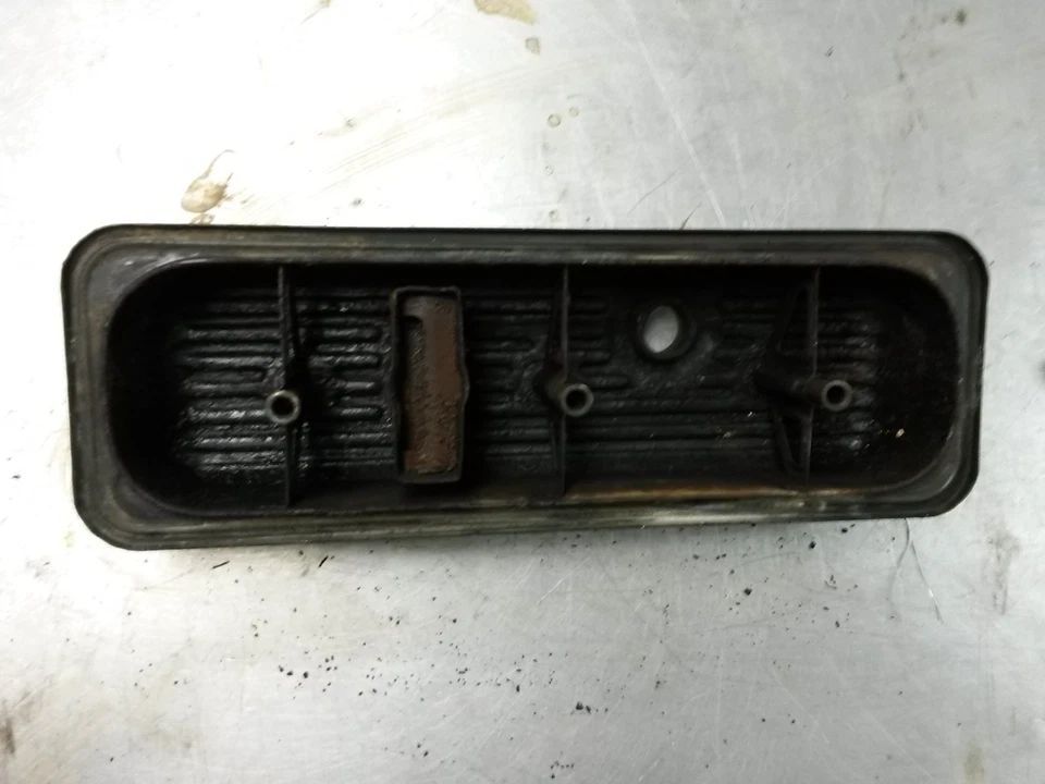 Right Valve Cover For 88-92 Chevrolet C1500  4.3 - Image 3 of 4