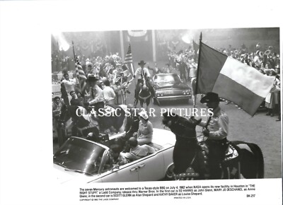 N430 Ed Harris Mary Jo Deschanel Scott Glenn The Right Stuff 1983 7.5 x9.5 photo