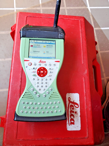 Leica CS15 Controller for RTK GPS