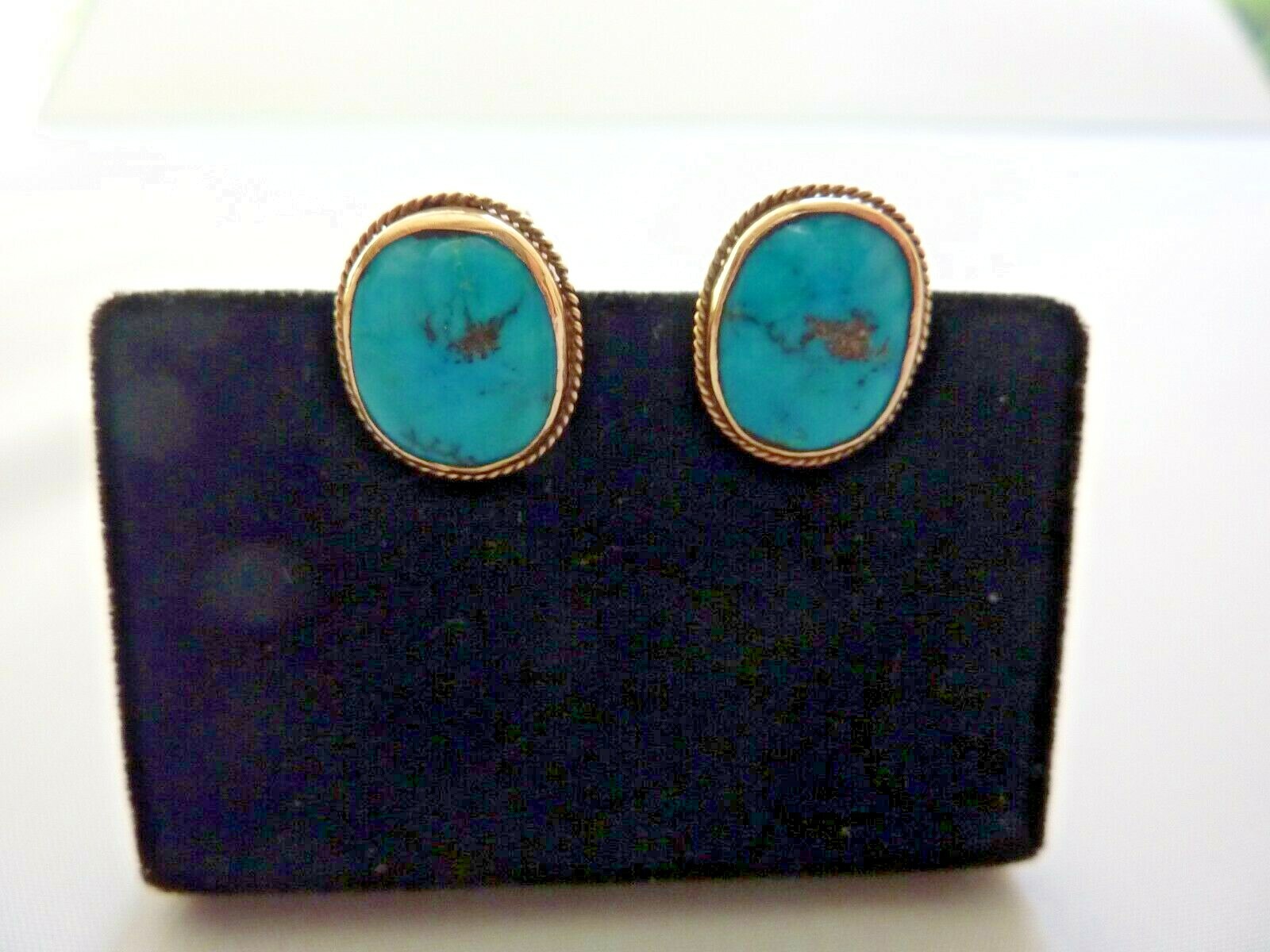 Vintage Womens Turquoise Clip On Earrings Gem