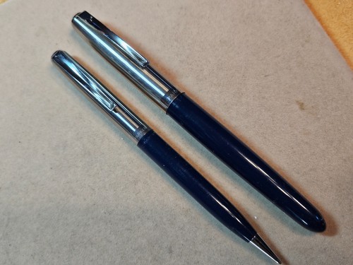 Vintage Parker "21" Fountain Pen Set in Original Box - Picture 3 of 7