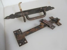 Antique Iron Door Latch Lock Catch Old Gate WC Barn Keep Vintage 9"W