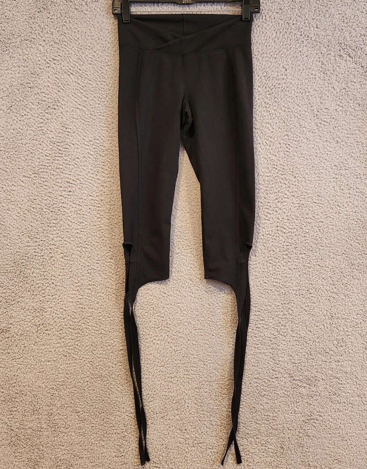 free-people-movement turnout tie up yoga workout gym leggings