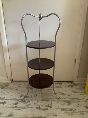 Atemberaubender Vintage Deko 3 Ebenen Bakelit & Chrom Kuchenständer Bodenstehend 30 er 
