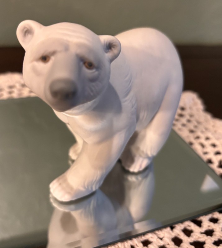 Lladro Porcelain Polar Bear