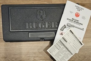 Ruger Super Redhawk Case & manual