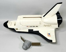 Vintage NASA SPACE SHUTTLE w/ SATELLITE Toy Replica 1997 Mattel