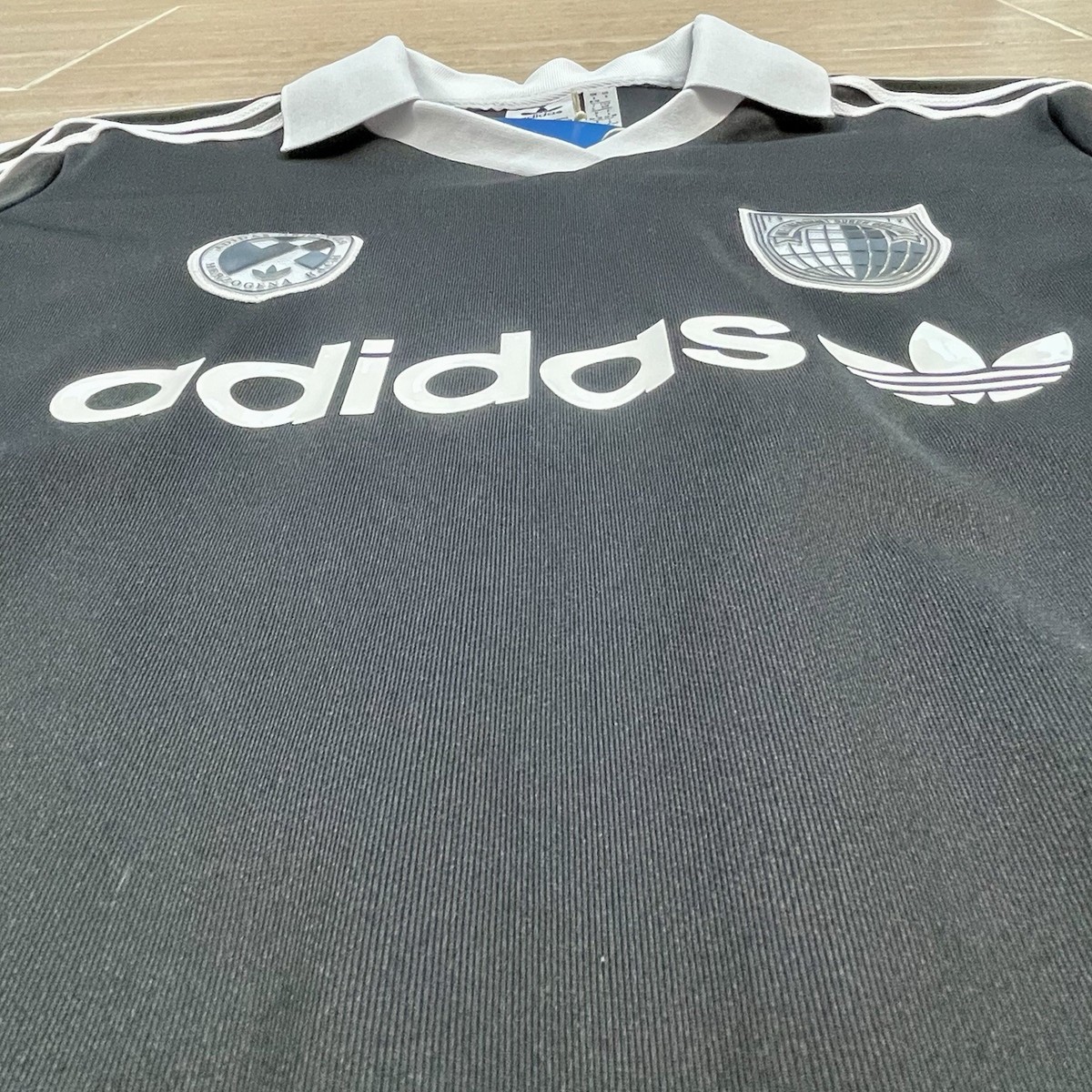 Women's Size Small adidas Originals R3CD Jersey Black White