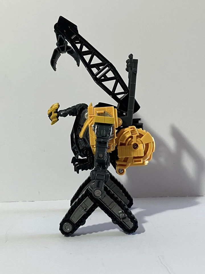 Hasbro Transformers Toys Studio Series 47 Deluxe Class Constructicon Hightower - Image 4 of 4