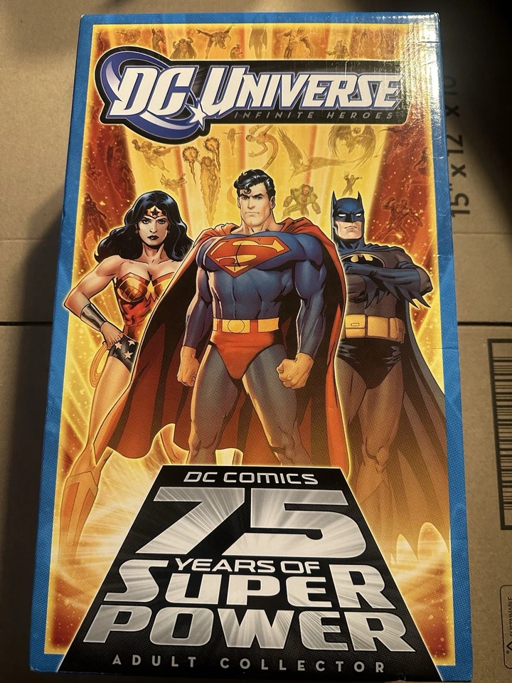 Caja Starro 2010 SDCC Exclusiva DC Universe 75 Años Liga de la Justicia Foto 3 de 4