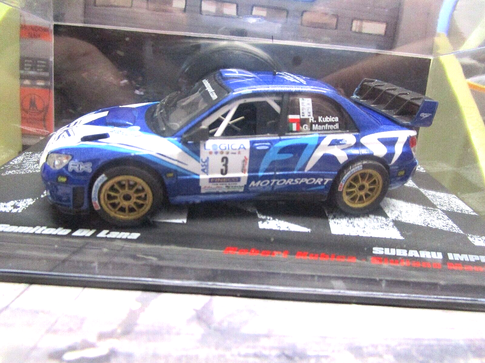 Foto 1 di 4