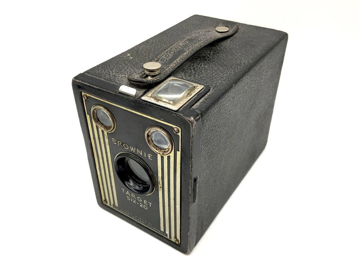 フィルムカメラ BROWNIETARGET TARGET SIX-20 Kodak Target Brownie Six-20 Camera Information | The Brownie