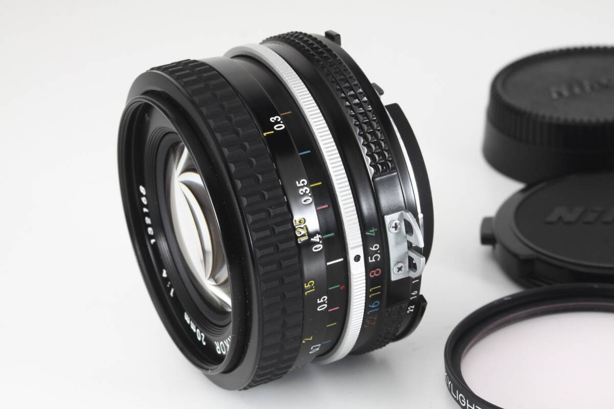 Collector Nikon Ai NIKKOR 20mm F4 working condition Nikon Collector Nikon Ai NIKKOR 20mm F4 working condition Nikon